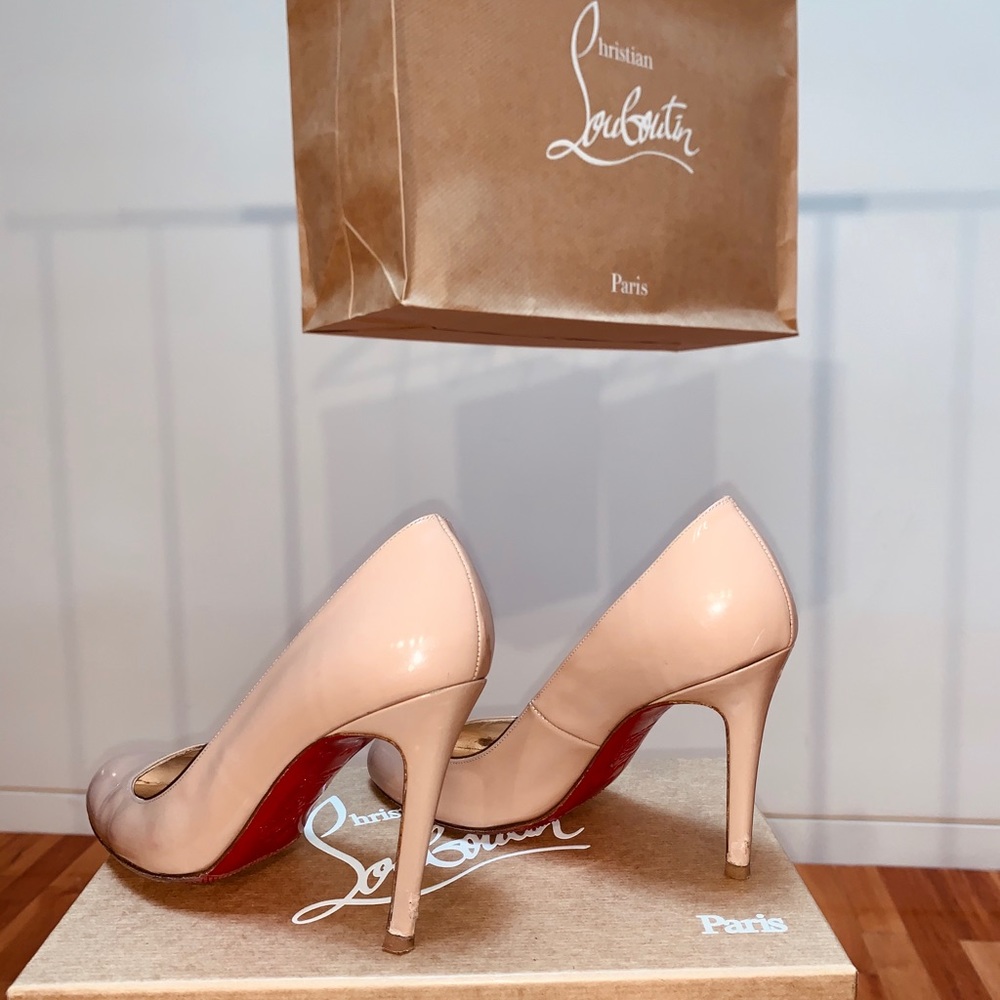 Christian Louboutin Nude Simple Pump w/ Box & Bag!